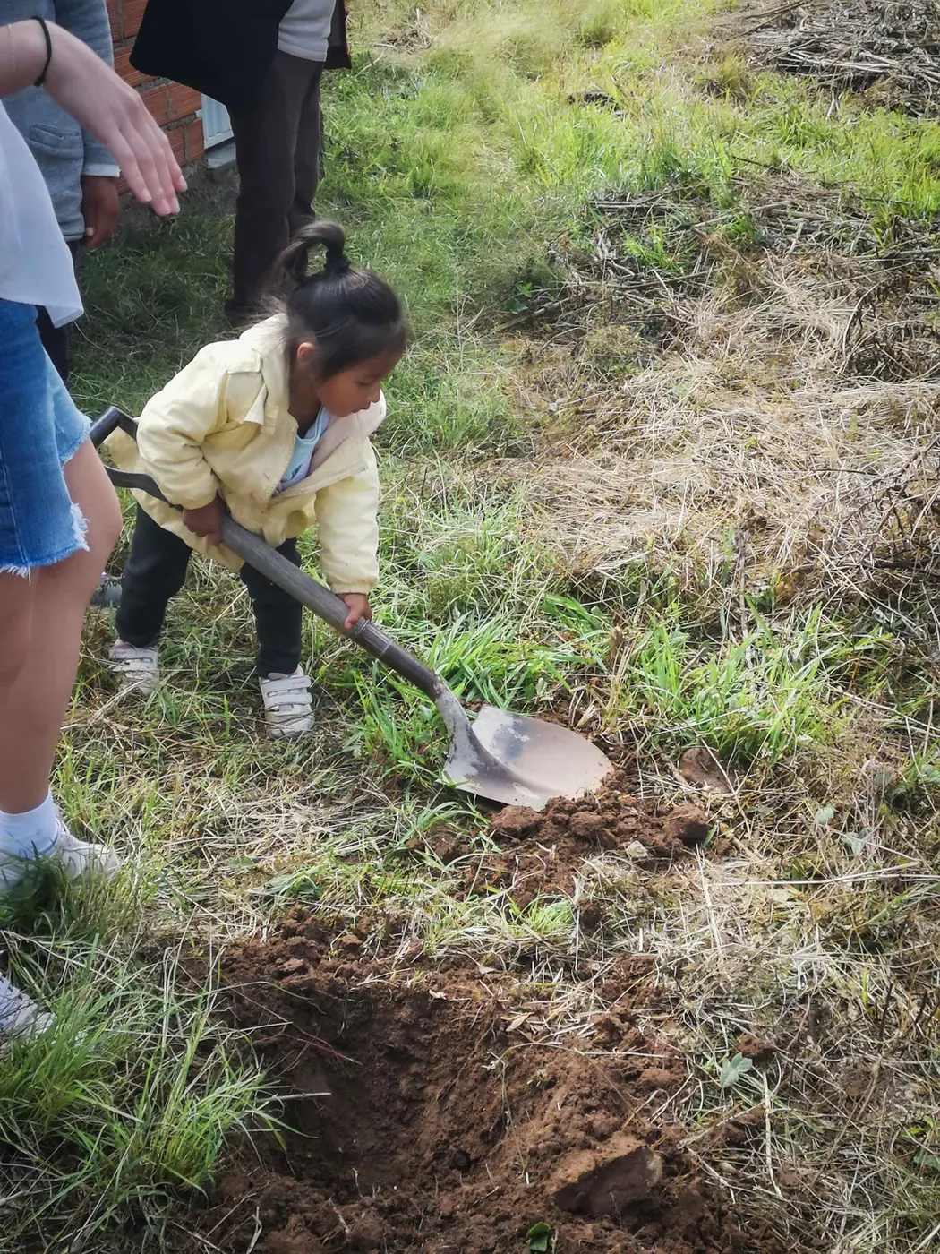 EWB Cornell in Barrio San Crist&oacute;bal, Bolivia